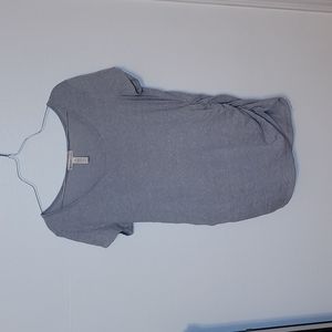 Grey t-shirt